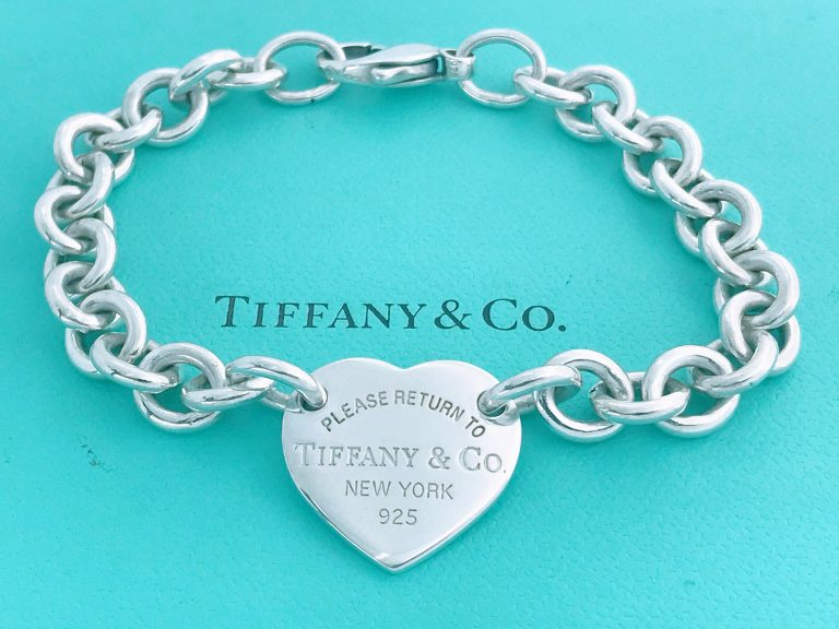 Dónde encontrar los mejores anillos de compromiso de Tiffany and Co